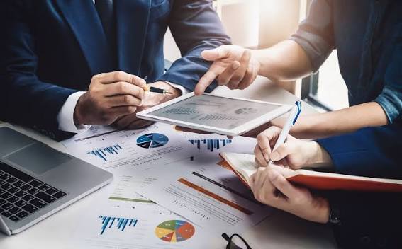 Business consultation and connected technology planning